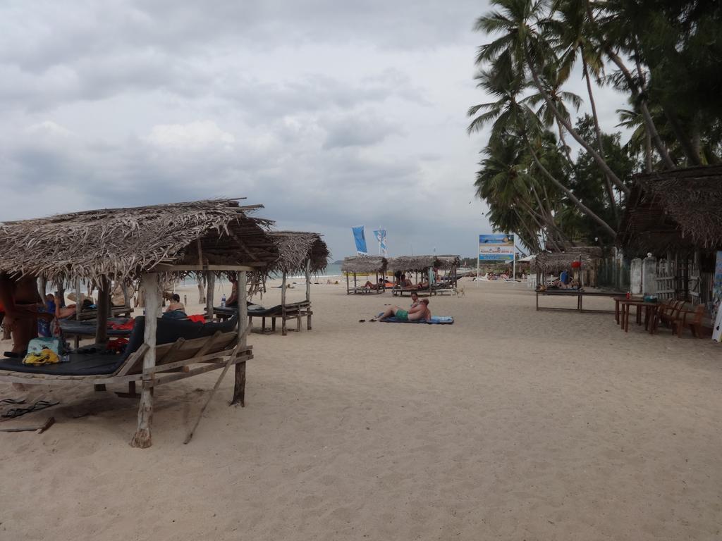 Neem Beach House Trikunamalaja Zewnętrze zdjęcie