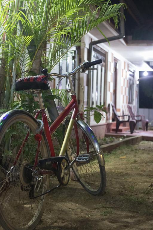 Neem Beach House Trikunamalaja Zewnętrze zdjęcie