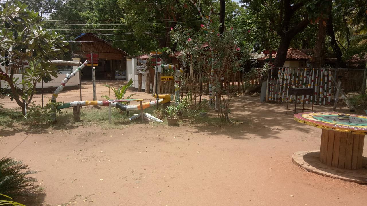 Neem Beach House Trikunamalaja Zewnętrze zdjęcie